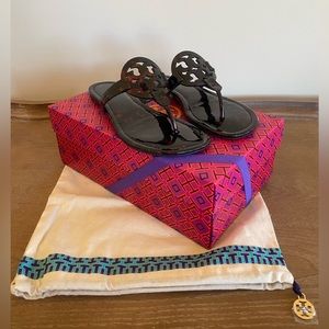 Tory Burch Miller Tortoise Printed Patent Sandal EXCELLENT CONDITION Size 8